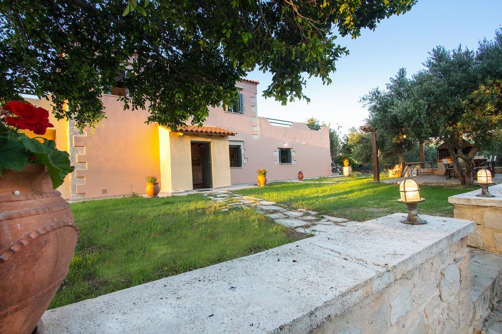 Villa Manoutsio Episkopi-Chania Exterior foto
